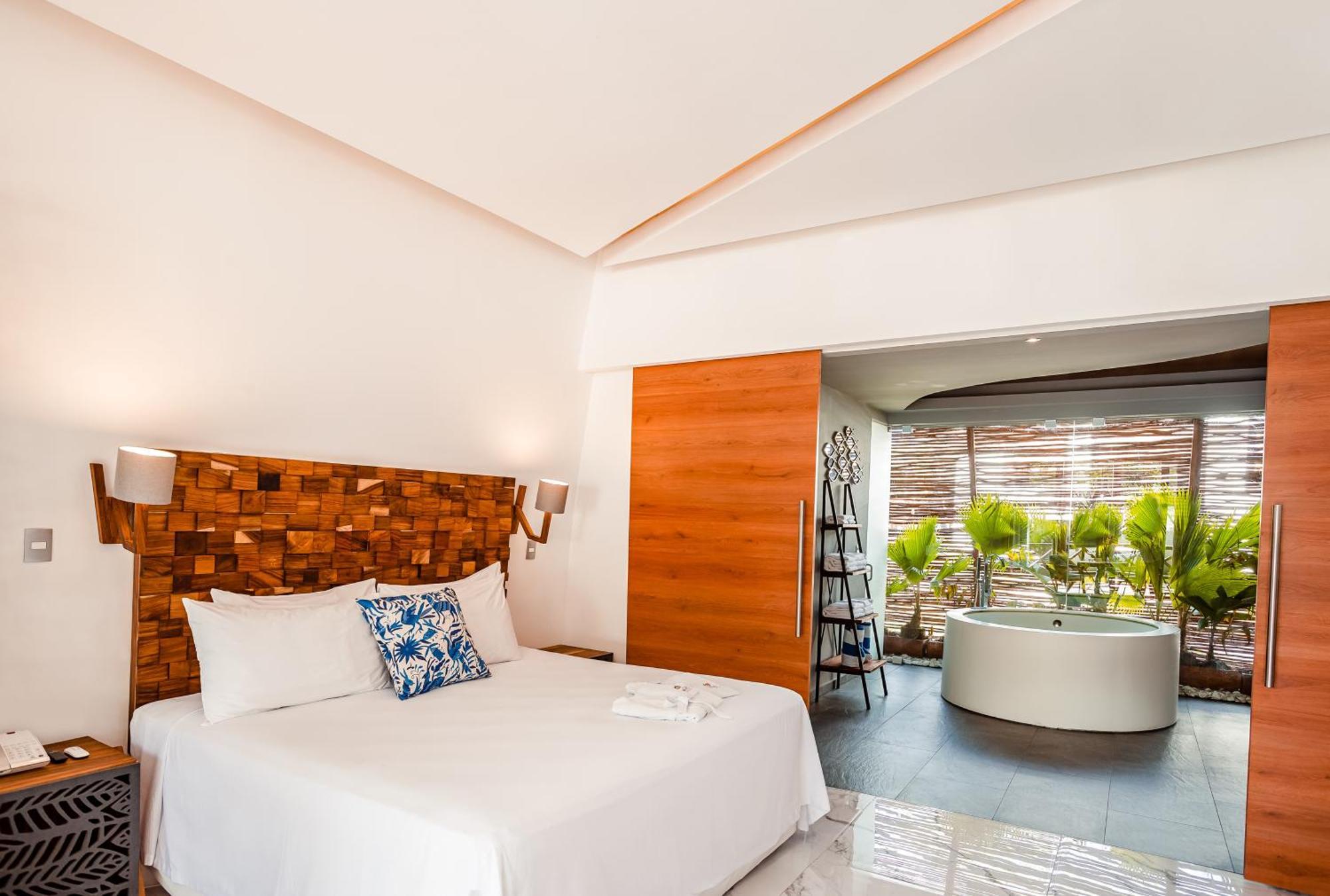 Hotel Mia Luxury & Bacalar
