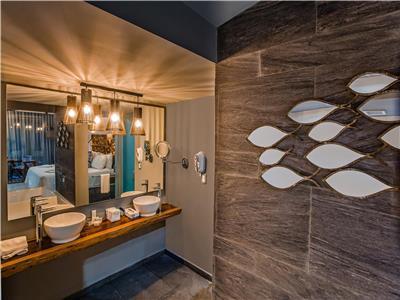 Mia Luxury & Hotel 5*