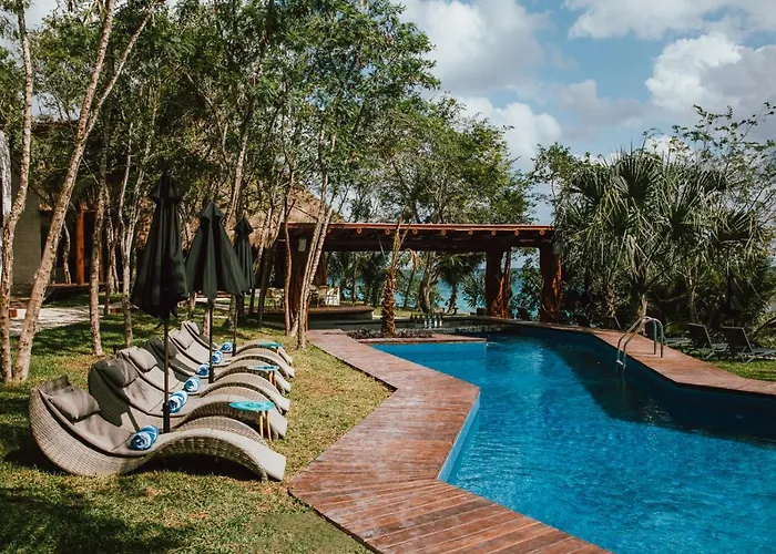 Mia Bacalar Luxury Resort & Spa